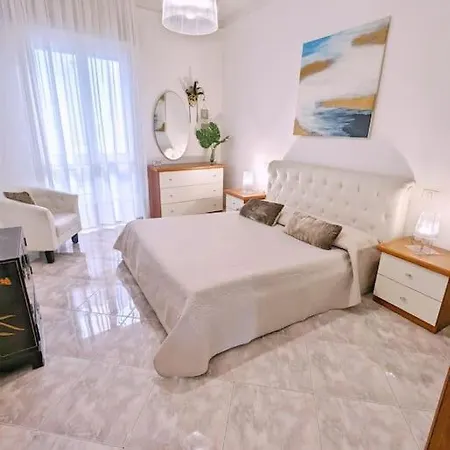 Cagliari, Lovely Flat In Centre كالياري